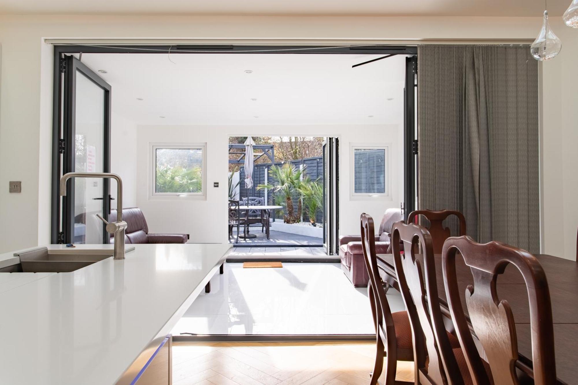 Modern 2Bed Pad W/ Hot Tub Villa Barking  Buitenkant foto